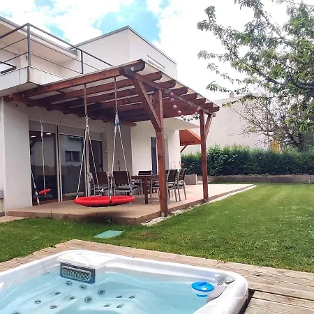 Tatil Evi Esze Palace Siofok