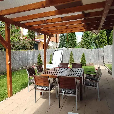 Esze Palace Tatil Evi